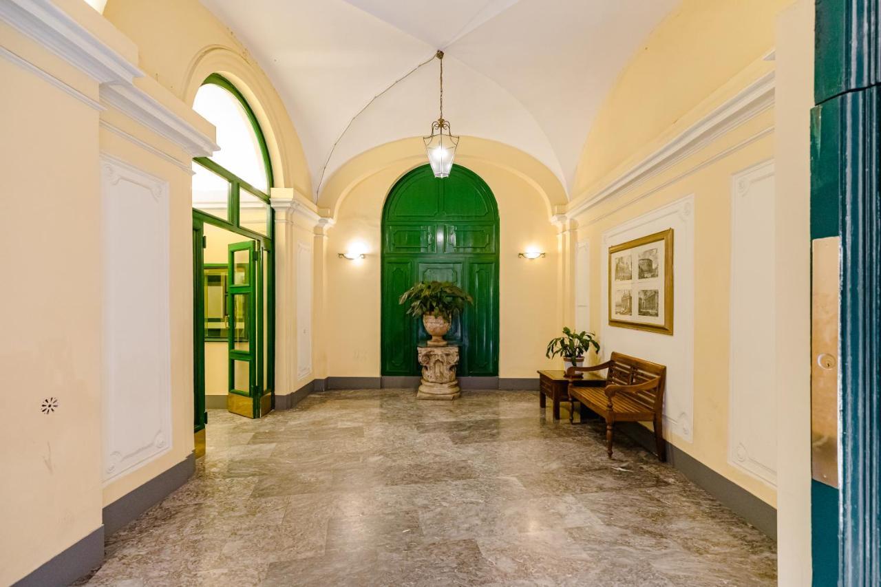 A World Aparts - 61 Margutta Apartment Rom